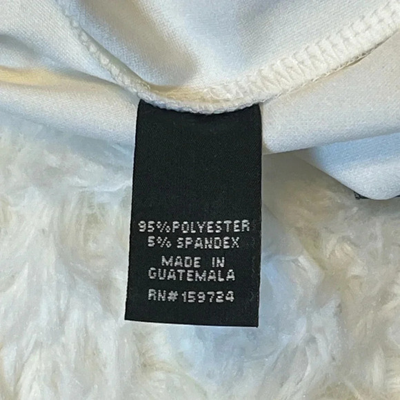 SABRINA|S Shorts with Tie-Knot Belt - Picture 6 of 9